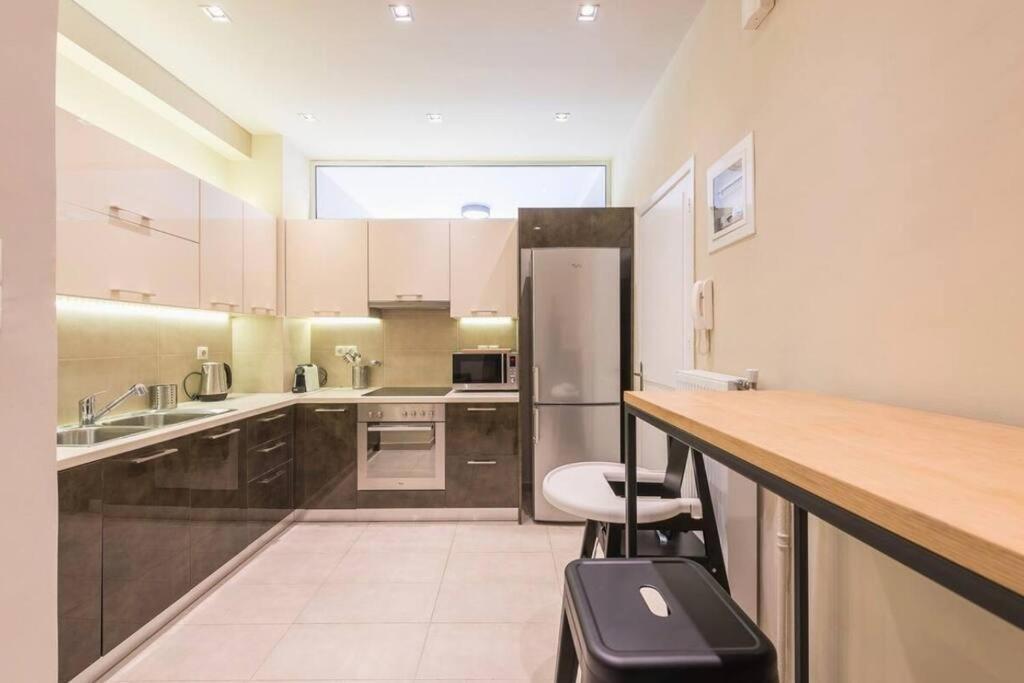 Syntagma H&B Apartment Athens Exterior photo